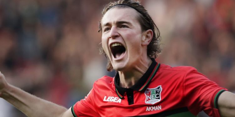 Ali Akman, Hollanda Eredivisie'de tarihe geçti