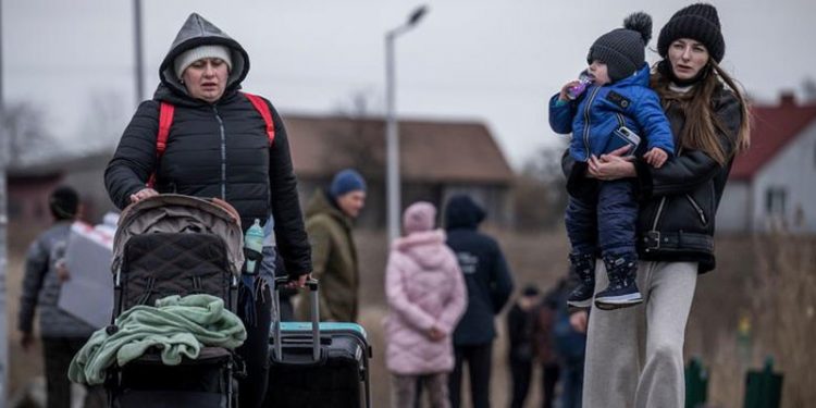Almanya Ukrayna‘dan 100 binden fazla sığınmacı bekliyor