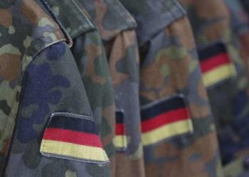 Almanya zorunlu askerliği tartışıyor