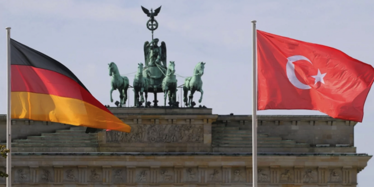 Almanya'dan 'yüksek riskli bölgeler' listesine Türkiye güncellemesi