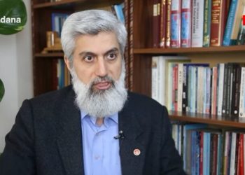 Alparslan Kuytul: Ben sana boyun eğmek zorunda değilim