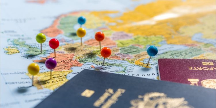 'Altın pasaportlu' Rus oligarklar AB yaptırımlarından muaf, Avrupa Parlamentosu uygulama son bulsun istiyor