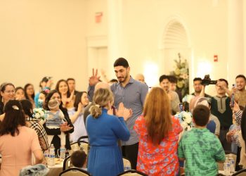 Amerika’daki Uygurlar’ın Nevruz kutlamasında Kanter sürprizi