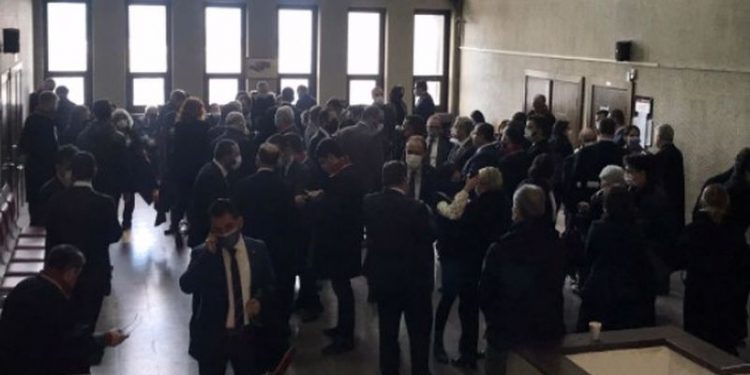 Ankara Barosu yönetiminin yargılandığı davada Diyanet’in katılma talebine ret