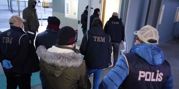 Ankara merkezli 17 ilde operasyon: Çok sayıda gözaltı