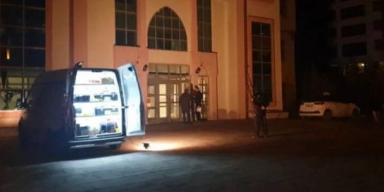 Ankara’da adliye binasına silahlı saldırı