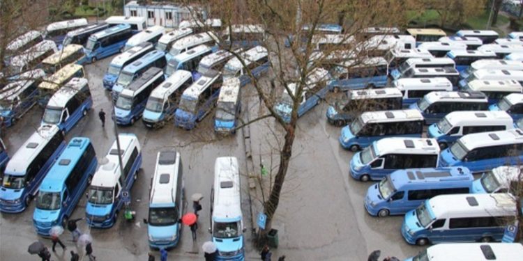 Ankara’da otobüs ve minibüs şoförleri kontak kapattı