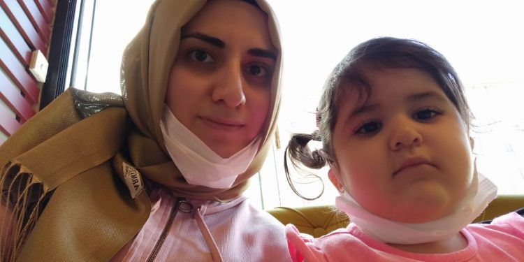 Annesi cezaevine gönderilen 4 yaşındaki minik Rana, psikolojik destek almaya başladı