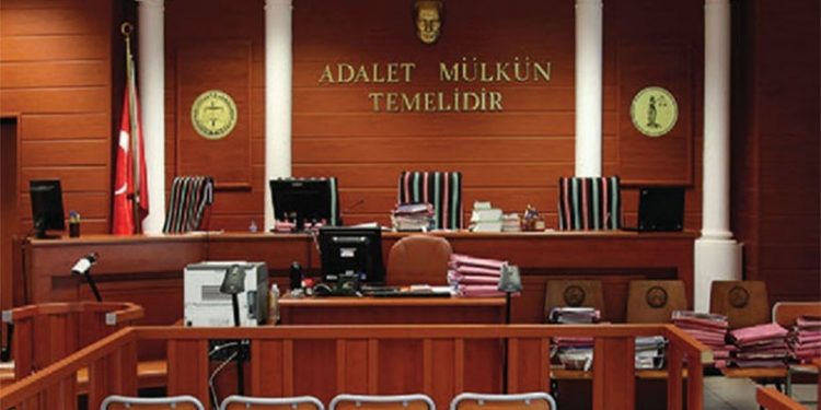 Apartmanın asansörü düştü: Yöneticiye para cezası verildi