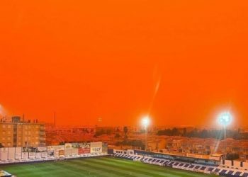 Avrupa&rsquo;da hava turuncuya b&uuml;r&uuml;nd&uuml;