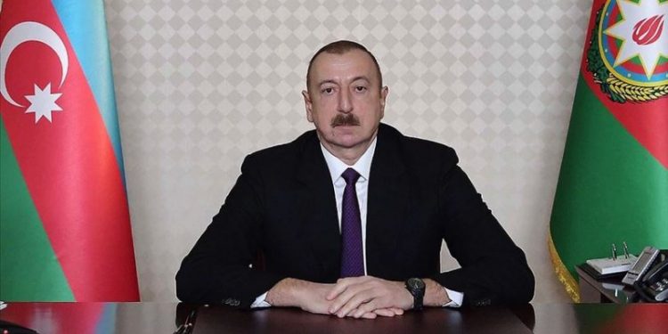 Azerbaycan lideri Aliyev'den Ermenistan'a çağrı: Barış anlaşması imzalamalıyız