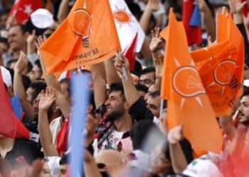 Ağırdır: AKP&rsquo;nin oyu belli trend dahilinde d&uuml;şmeye devam ediyor