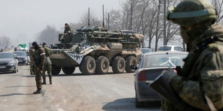 BM: Mariupol'de toplu mezarlar kazıldığı ile ilgili deliller artıyor