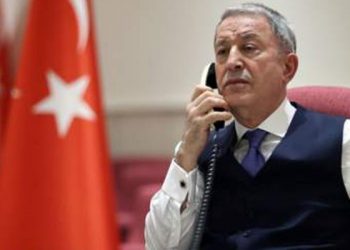 Bakan Akar, Türkiye'nin Rus limanlarındaki gemilerinin en kısa zamanda Türkiye'ye getirileceğini açıkladı