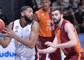 Basketbol derbisinde kazanan Galatasaray