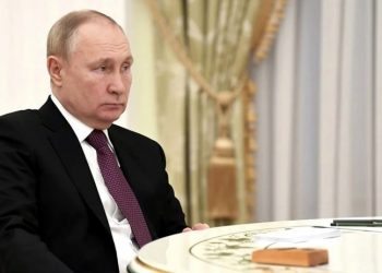 Batılı istihbaratlar: Putin’in yüzü ve boynundaki şişkinliğin nedeni uzun süreli steroid kullanımı