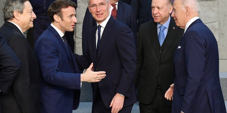 Batı’nın Erdoğan’ı yatıştırma siyaseti de iflasla bitecek