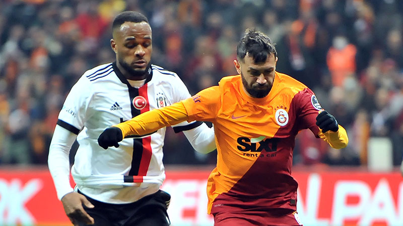 Beşiktaş'ta Cyle Larin'den hakem tepkisi: Derbide nasıl VAR'a gidilmiyor?