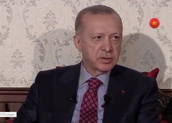 Bekir Ağırdır: Manda yoğurdu, kestane balı form&uuml;l&uuml; se&ccedil;men ger&ccedil;ekliğinden kopmak demek