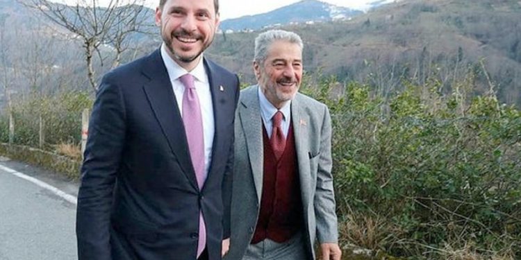 Berat Albayrak da ‘cadı avına’ maruz kalmış: ‘Babamı sordular işe almadılar’