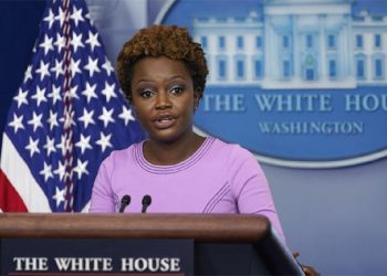 Biden'a eşlik etmişti: Jean-Pierre de Covid-19'a yakalandı