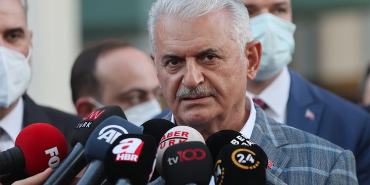 Binali Yıldırım, çiftçilere seslendi: Deliler gibi ekin, dağı taşı ekin!