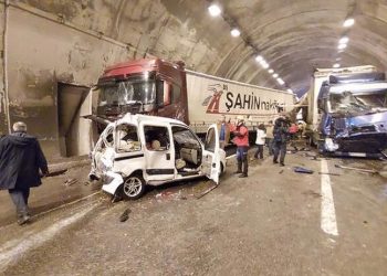 Bolu Dağı Tüneli'ndeki zincirleme kazada yaralanan çocuk kurtarılamadı