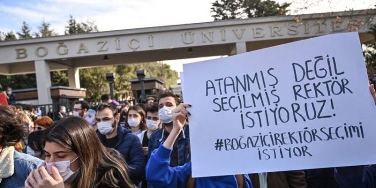Boğaziçi Üniversitesi öğrencilerinin adli kontrol şartları kaldırıldı