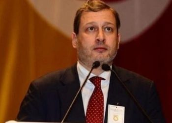 Burak Elmas 'masaya yumruğumu vurdum' dedi, TFF'den yanıt geldi