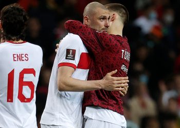 Burak Yılmaz Milli Takım'ı bıraktı!
