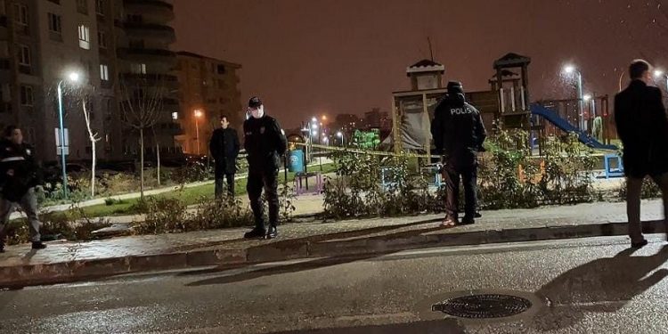 Bursa’da kadın hakim direğe asılı bulundu