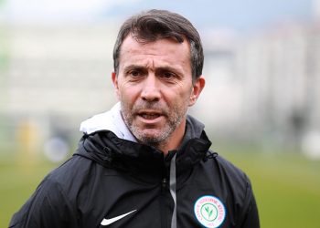 Bülent Korkmaz: Taraftarımız her oyuncuya sahip çıksın