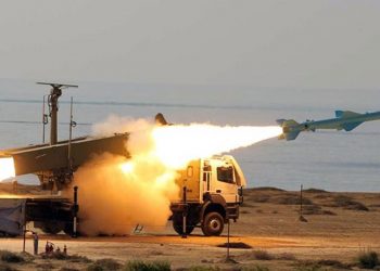 CENTCOM Komutanı: İran'ın elinde Tel Aviv’e ulaşabilecek 3 binden fazla balistik füze var