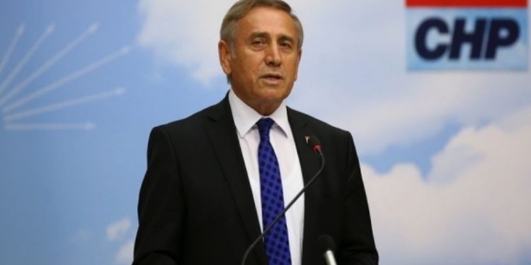 CHP'li Kaya'nın tarikat yurdundaki şiddeti duyuran Twitter paylaşımı engellendi