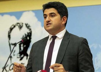 CHP’li Adıgüzel, Bakan Nebati’ye Samsun'daki 16 milyar TL’lik banka vurgununu sordu