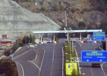 CHP’li Girgin: Cenaze aracı nakit para olmadığı için Göcek Tüneli’nden geçirilmedi