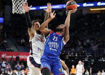 CSKA Moskova'da bir yıldız daha takımdan ayrıldı