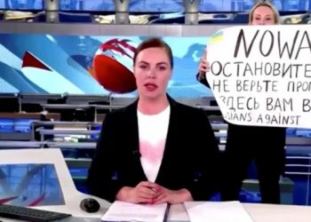 Canlı yayında savaşı protesto eden Rus gazeteci serbest bırakıldı