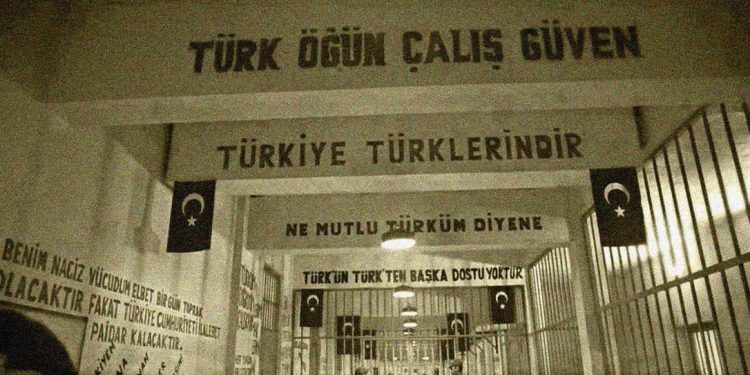 Cezaevlerinde Kürtçe mektup ve kitaplara ‘tercüman’ engeli