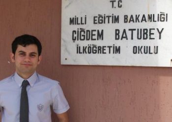 Cinsel istismar faili Müdür Yardımcısı Burak Ercan'a verilen cezaya kadınlar tepki gösterdi