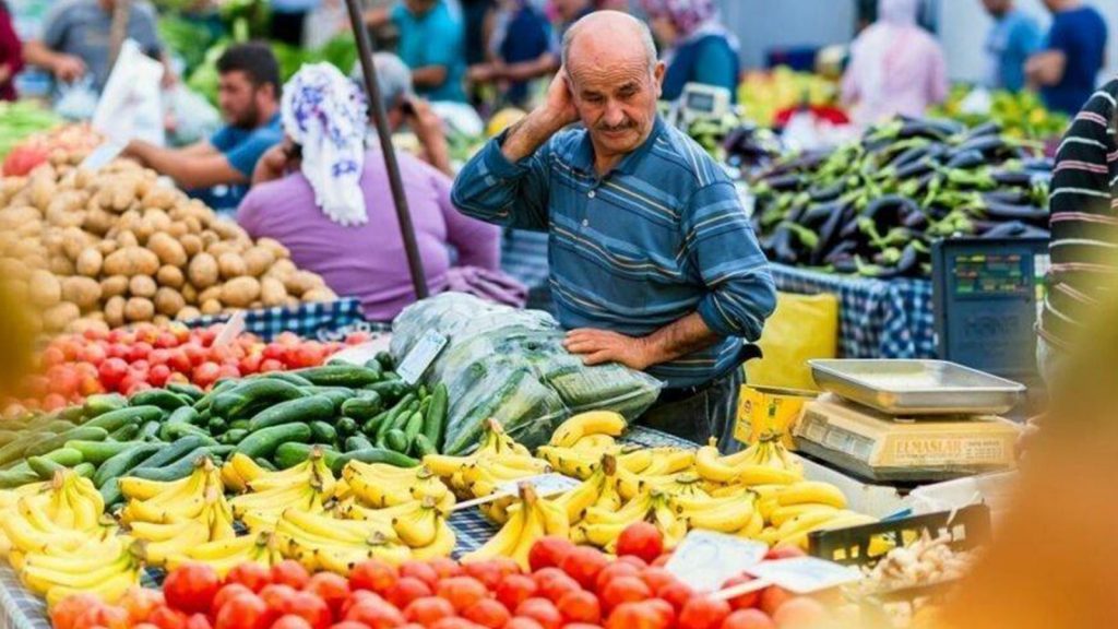 DİSK-AR: Dar gelirlinin enflasyonu yüzde 95’i aştı