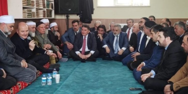 DP'li vekil, Soylu'nun cami fotoğrafını paylaştı: Mele Süleyman Soylu hocamız