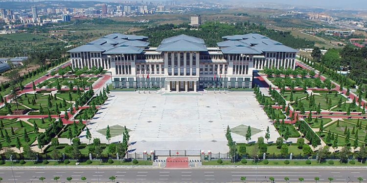 Danıştay savcısı: Sit alanına Cumhurbaşkanlığı Sarayı inşaası yasaya aykırı