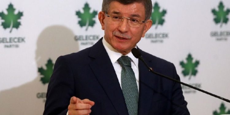 Davutoğlu: İttifak yeniden yapılanmalı