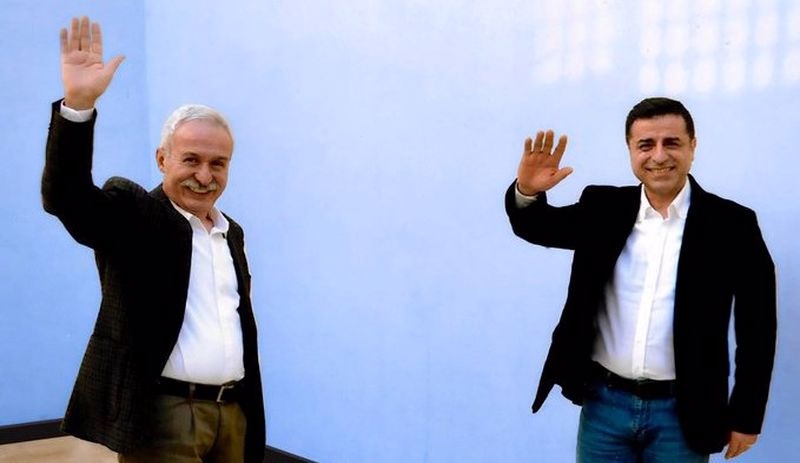 Demirtaş ve Mızraklı'dan mesaj: Yollar engebeli olabilir, elbet bir gün o limana varacağız