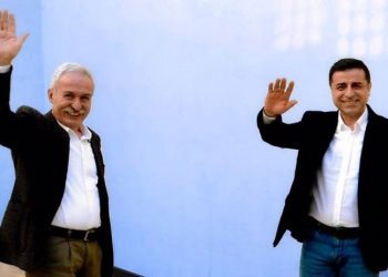 Demirtaş ve Mızraklı'dan mesaj: Yollar engebeli olabilir, elbet bir gün o limana varacağız