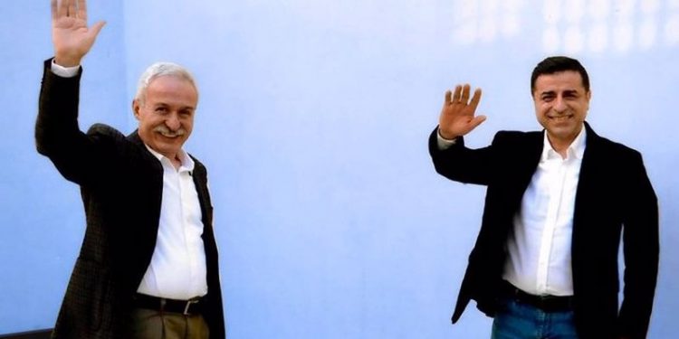 Demirtaş ve Mızraklı'dan mesaj: Yollar engebeli olabilir, elbet bir gün o limana varacağız