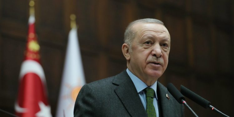 Diş hekimleri Erdoğan’a yanıt verdi: Aklın yerine hamaseti koyan açıklama