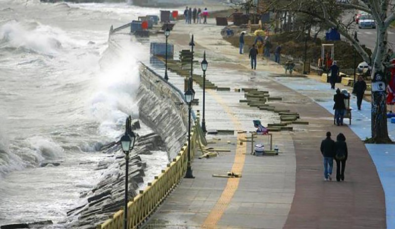 Doç. Kalafat: Türkiye'de 3 metrenin üzerinde tsunami olabilir