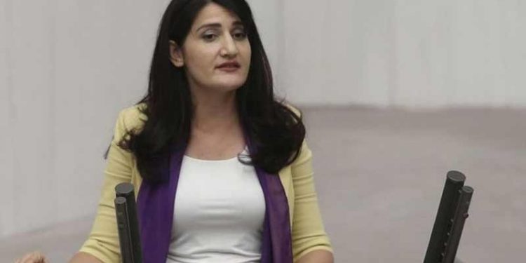 Dokunulmazlığı kaldırılan HDP'li Güzel'in fezlekeleri başsavcılığa gönderildi